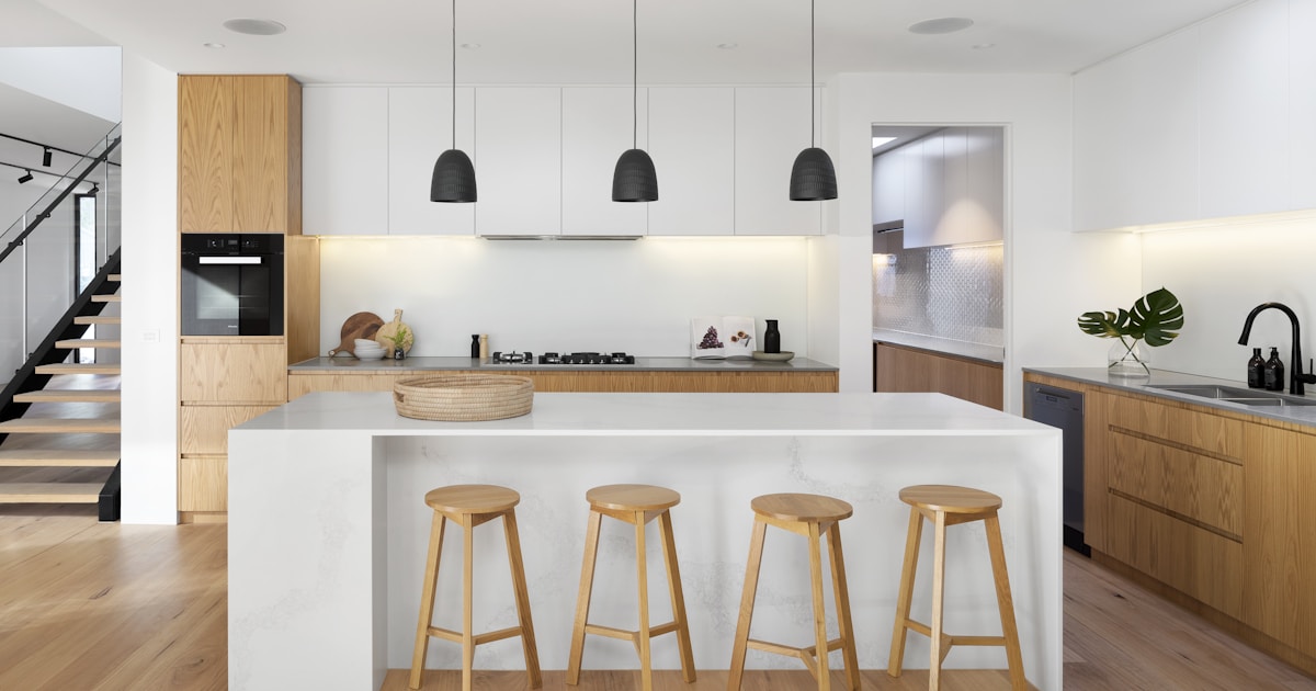 仏壇の金箔ガラスコーティング